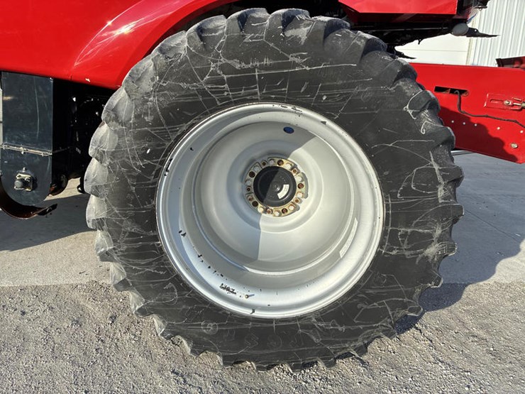 2010-case-ih-7120-image-34