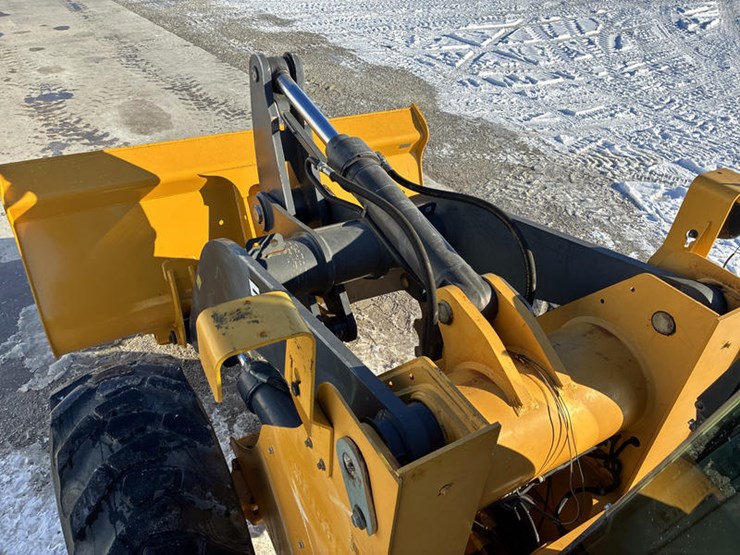 #122570-•-2011-jd-544k-#1dw544kzpb0635211-image-76