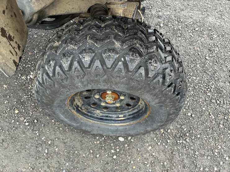 john-deere-gator-image-30