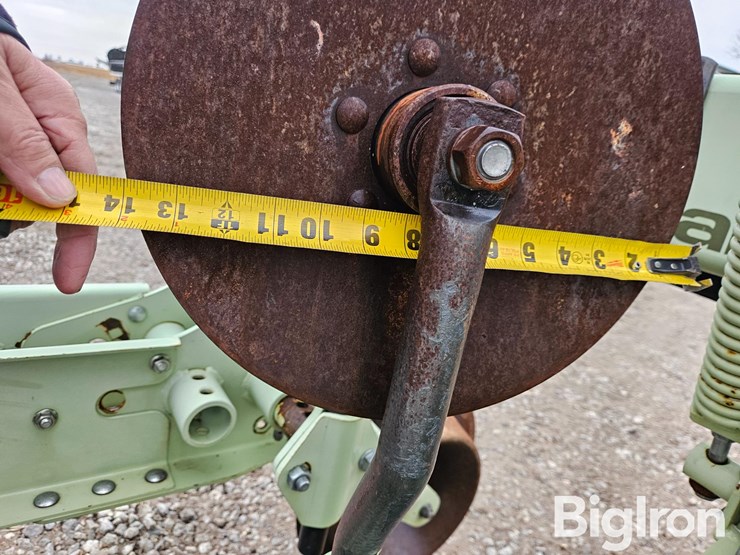 orthman-835-002-8r30-high-clearance-cultivator-image-15