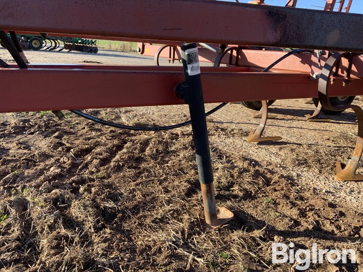 sunflower-5331-field-cultivator-image-13