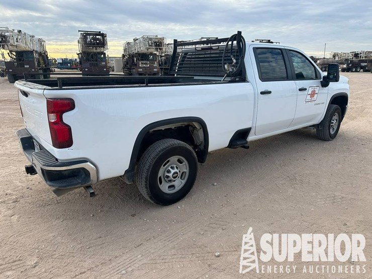 2021-chevrolet-2500-image-8