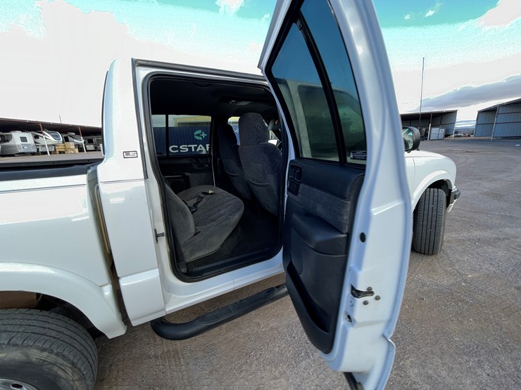 2002-chevrolet-s10-image-110