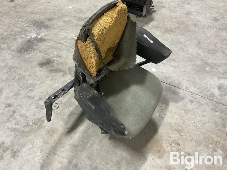 john-deere-4430-image-3