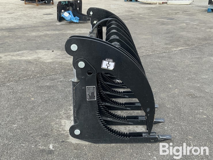 2025-giyi-clg72-72"-skid-steer-curved-log-grabber-image-4