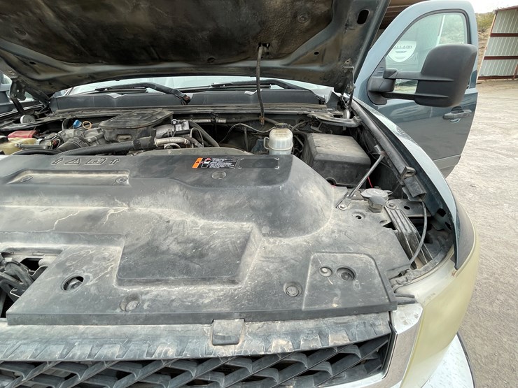 2011-chevrolet-silverado-2500hd-lt-image-122