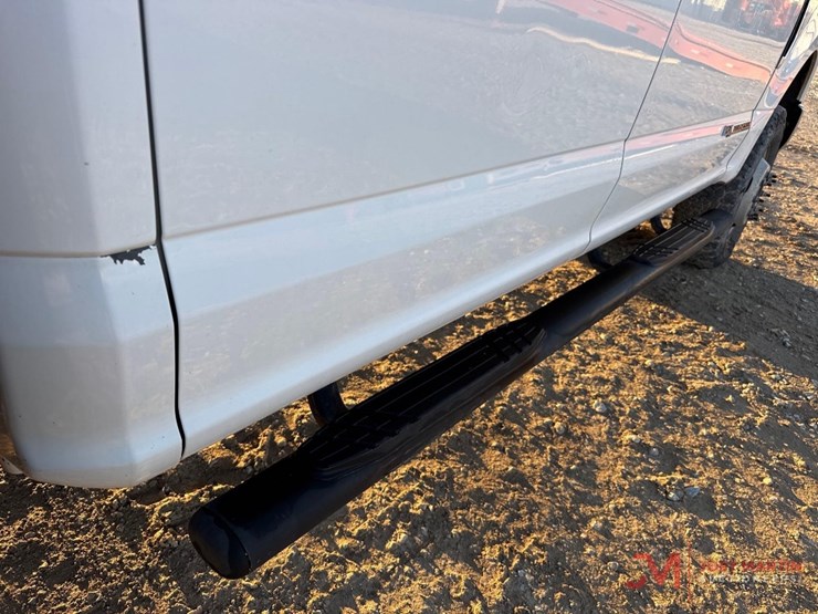 2017-ford-f350-xl-image-18