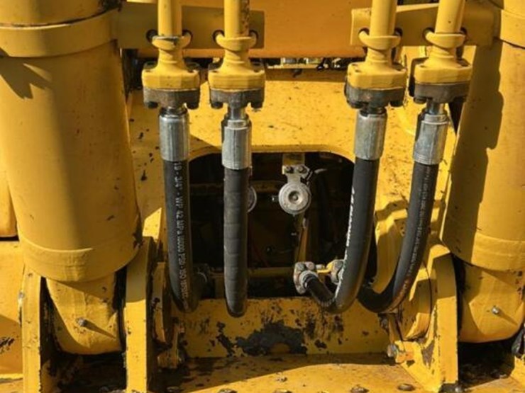 komatsu-pc270-lc-image-7