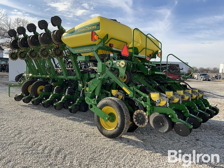 2010-john-deere-1790-ccs-image-7