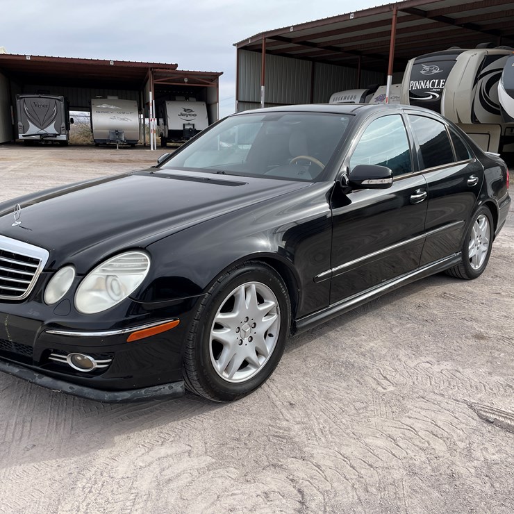 #103 • 2007 Mercedes-Benz E-Class 550 (NM Title in Delay)