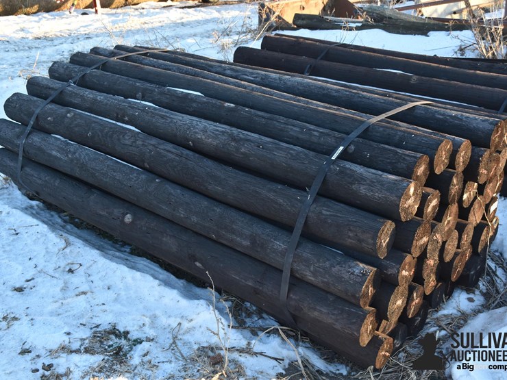 wooden-posts-image-1