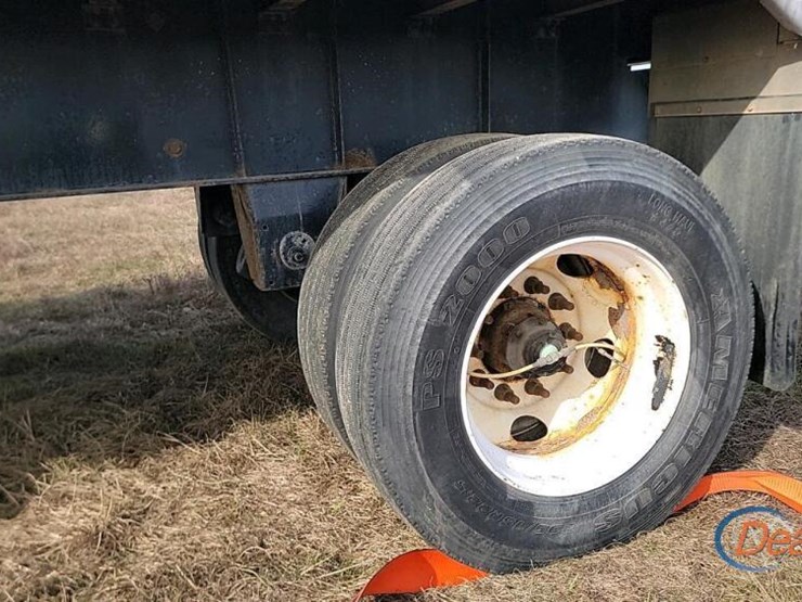 2016-great-dane-flatbed-image-9