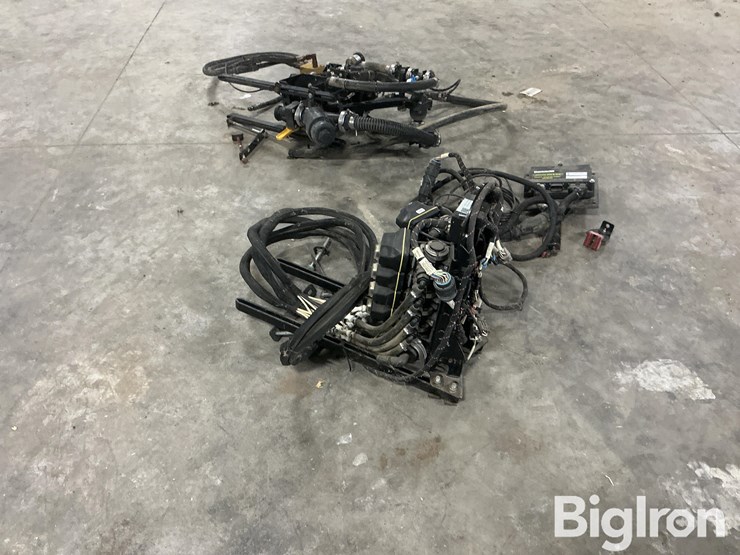 2017-john-deere-2000-image-8