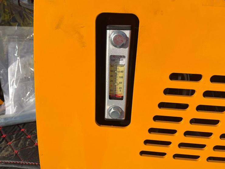 #130-•-miva-va13-mini-excavator-(mosinee,-wi)-image-9