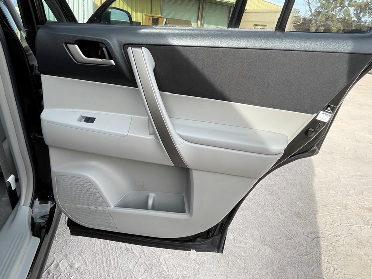 2008-toyota-highlander-image-46