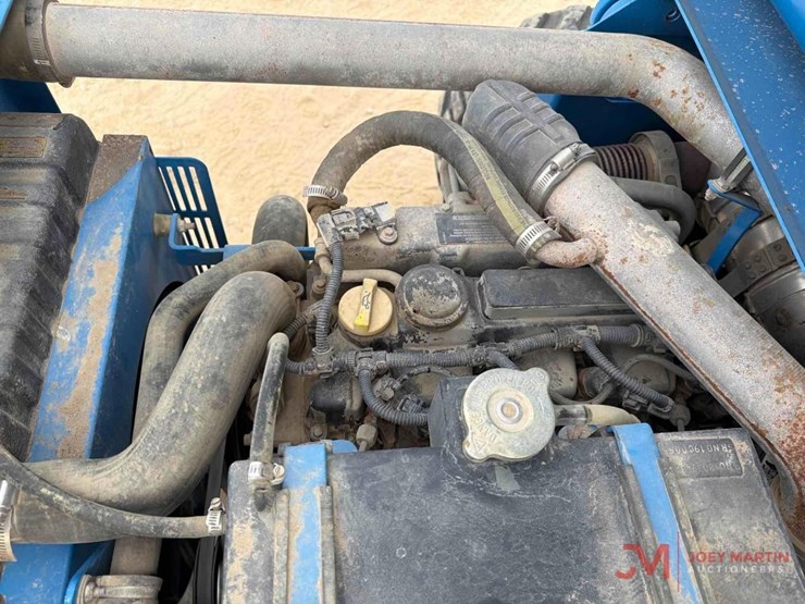 2015-genie-gs4390-roughterrain-scissor-lift-image-18