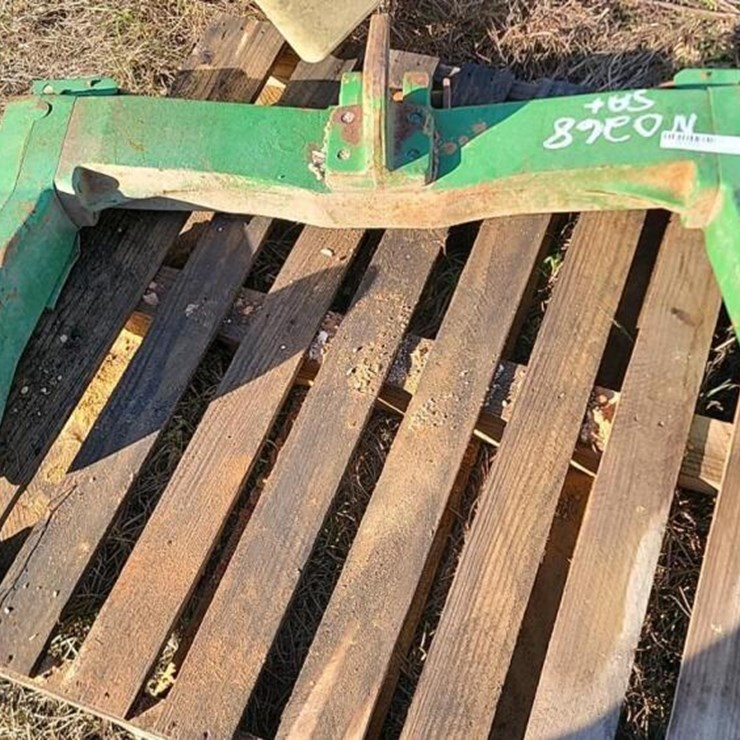 JOHN DEERE QUICK ATTACH