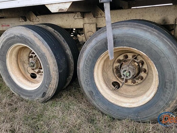 2001-timpte-hopper-bottom-image-12