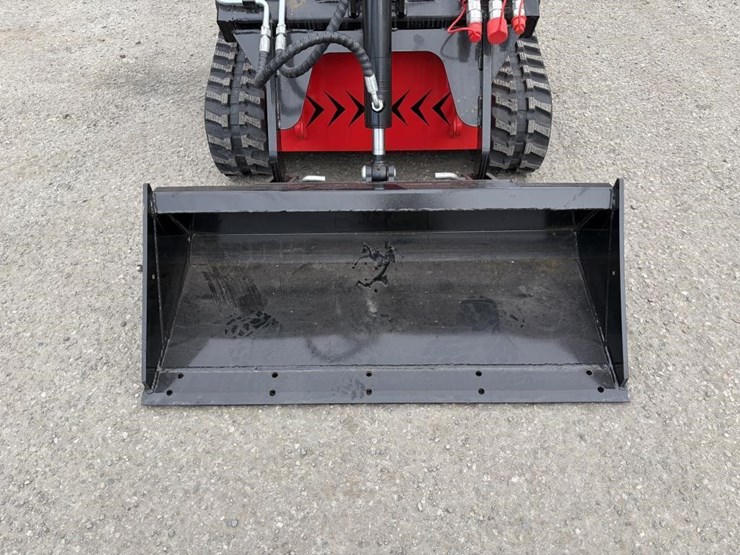 2025-sdlool-sl360t-skid-steertrack-loader-image-5