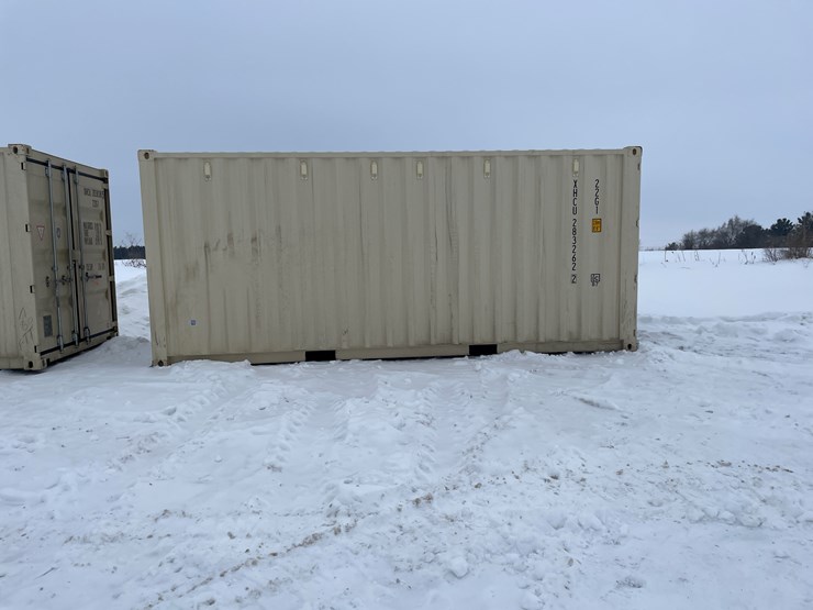 #15-•-20'-shipping-container-(princeton,-mn)-image-5