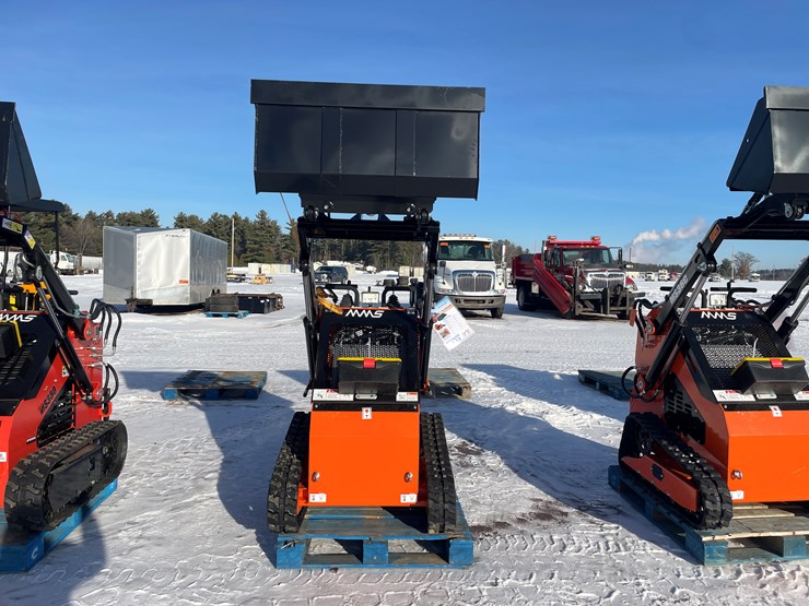 #144-•-mms-mini-skid-steer-loader-(mosinee,-wi)-image-2