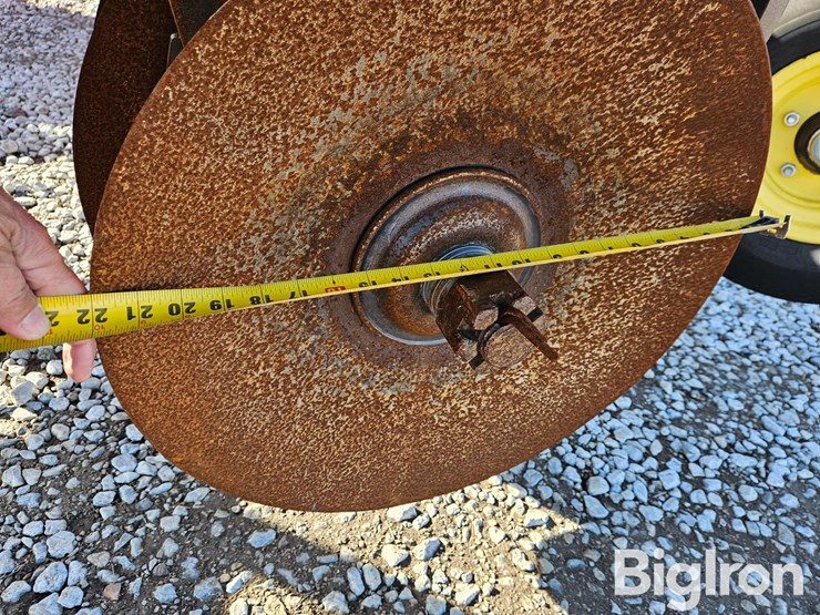 2014-sunflower-1435-image-16