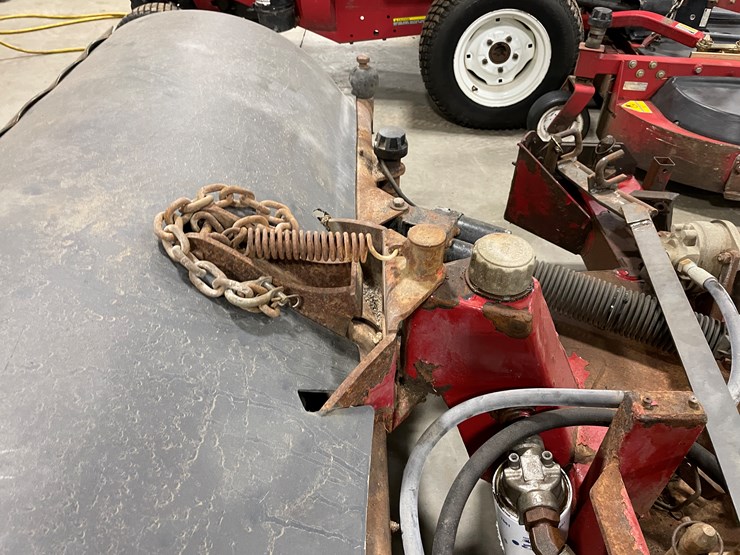 toro-groundsmaster-325d-image-35