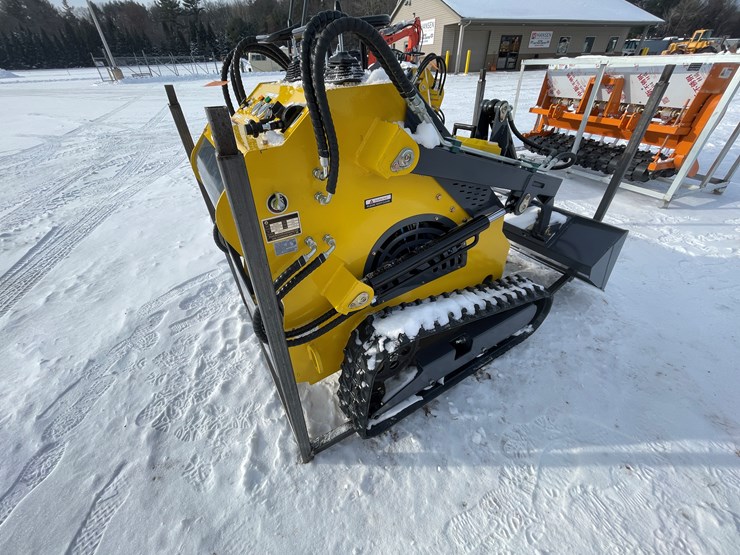 #158-•-landhero-mini-skid-steer-loader-(mosinee,-wi)-image-5