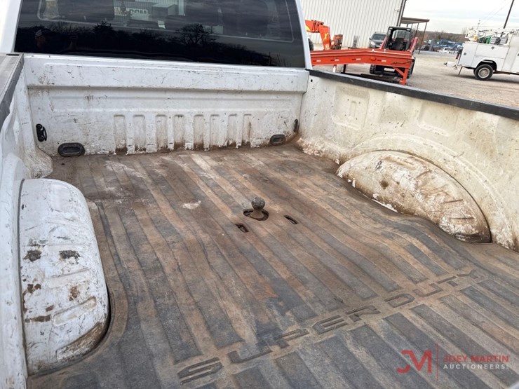 2018-ford-f250-xl-image-10