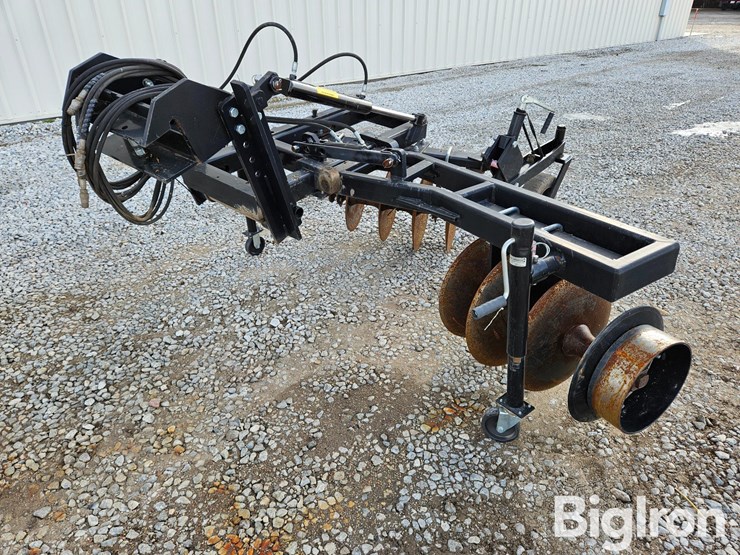 2014-trac-packer-front-mount-pivot-track-closer-image-1