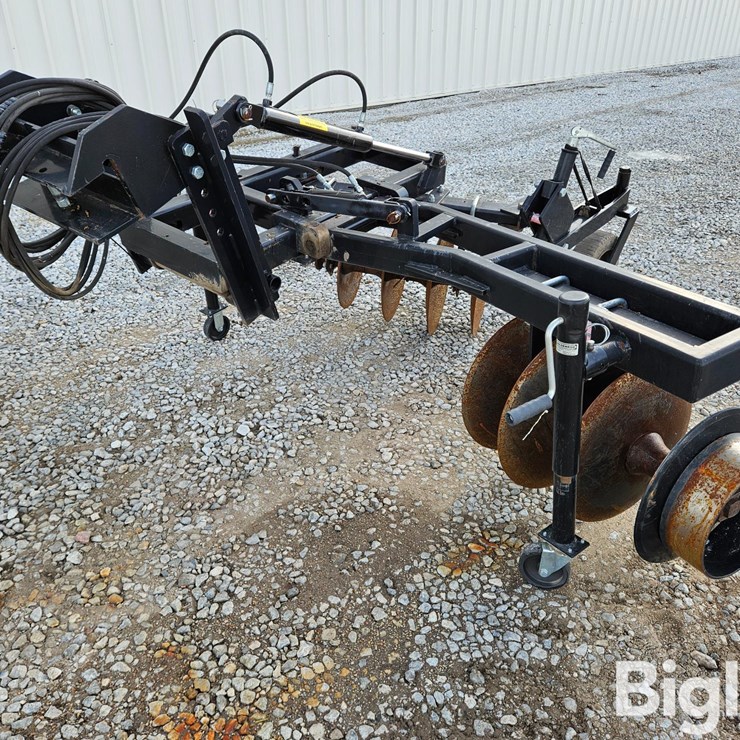 2014 Trac-Packer Front Mount Pivot Track Closer