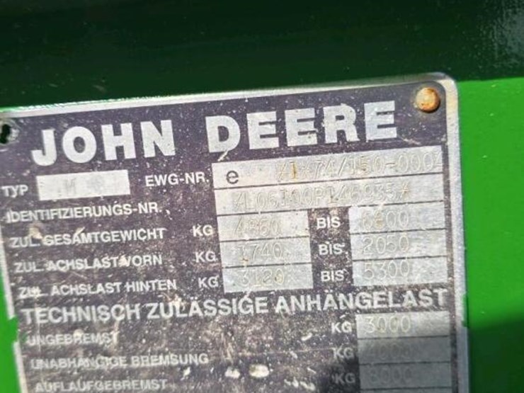 1993-john-deere-6100-image-30