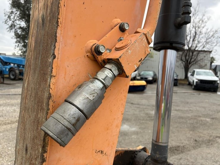 2016-yanmar-800z-nxtz-excavator-image-11