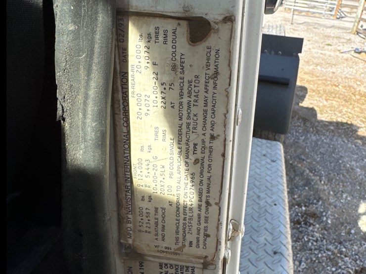 1993-international-f9370-image-9