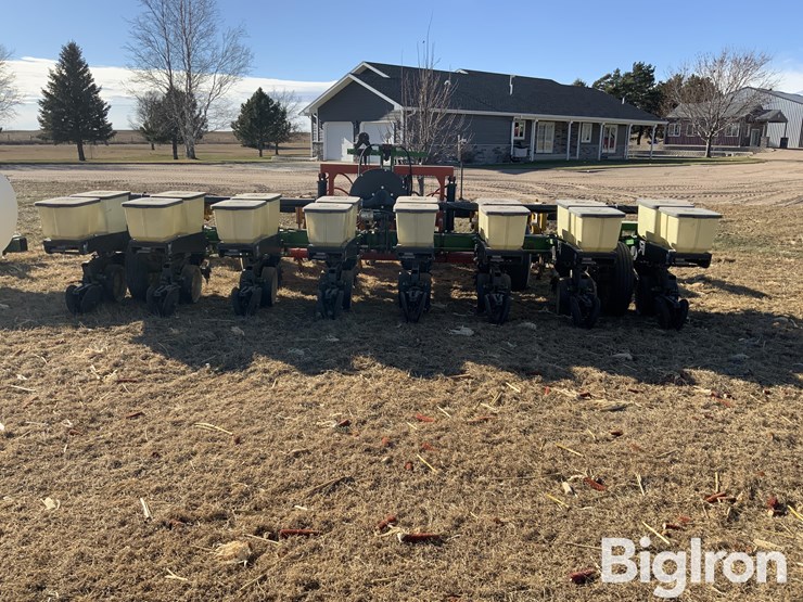 john-deere-7100-image-6