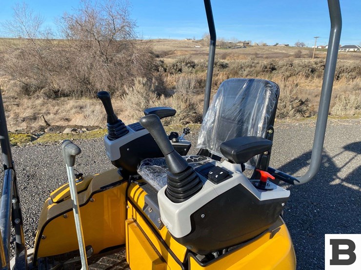 2025-sdlanch-sdle20-mini-excavator-image-19