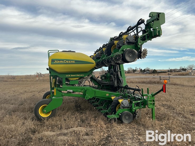 2011-john-deere-1720-ccs-image-4