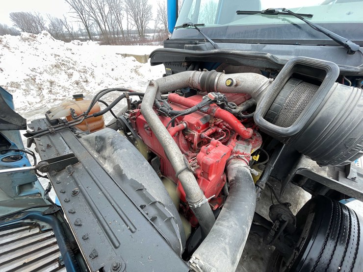 2014-international-prostar-image-65