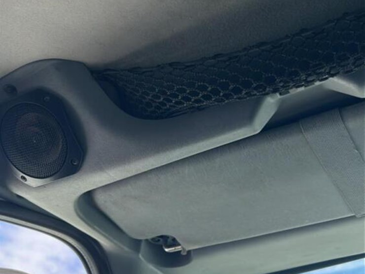 2004-international-durastar-4300-image-26