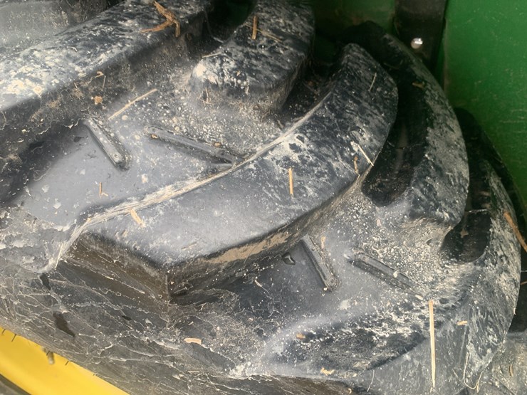 john-deere-3032e-image-18