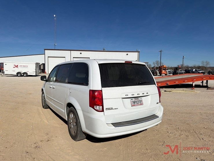 2016-dodge-grand-caravan-image-5