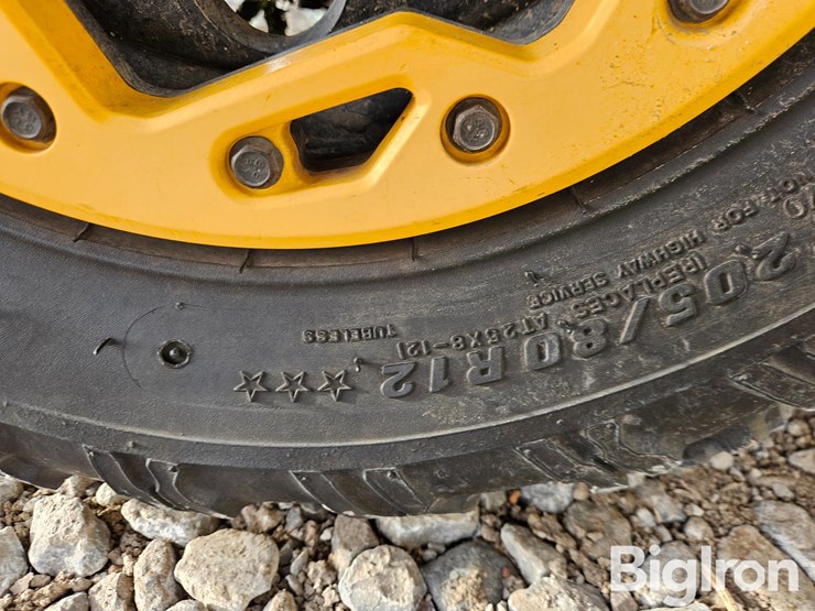 2011-can-am-outlander-800-r-image-19