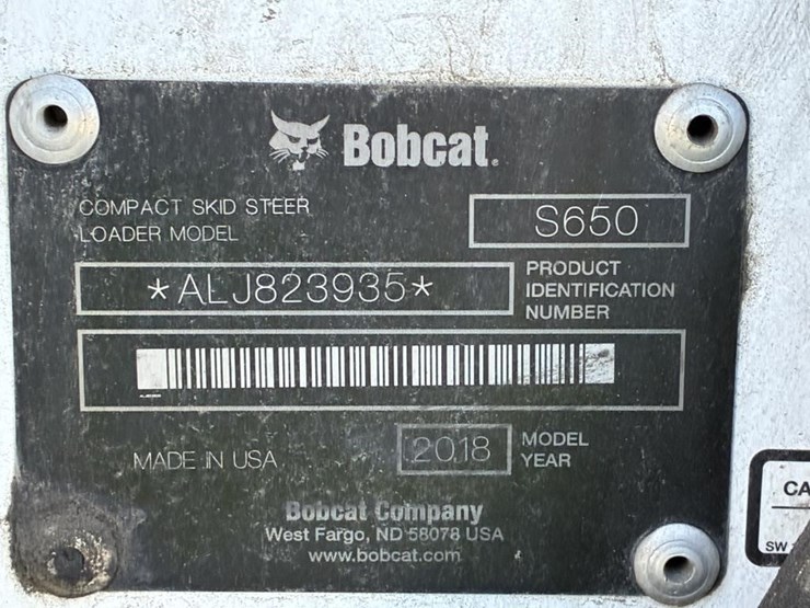 2018-bobcat-s650-image-25