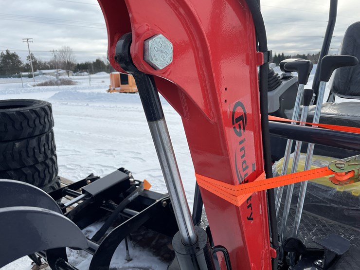 #150-•-2025-agt-mx15rx-mini-excavator-(mosinee,-wi)-image-21