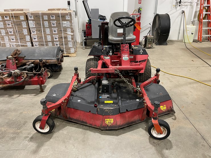 toro-groundsmaster-325d-image-6