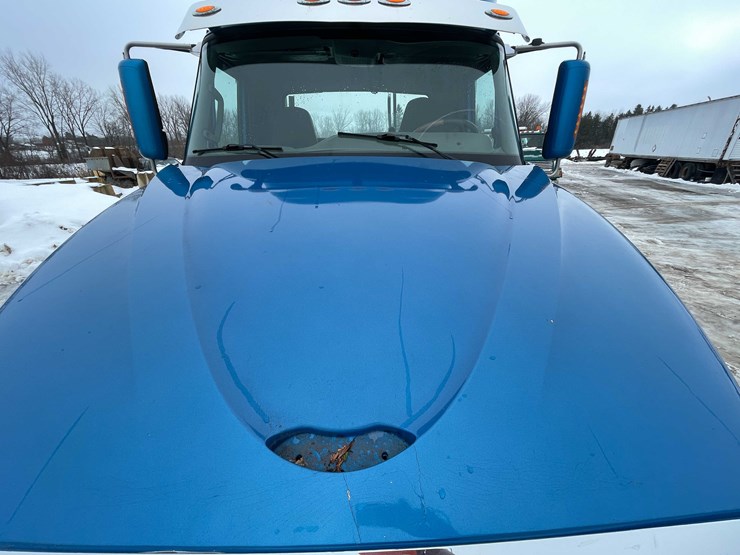 2014-international-prostar-image-15