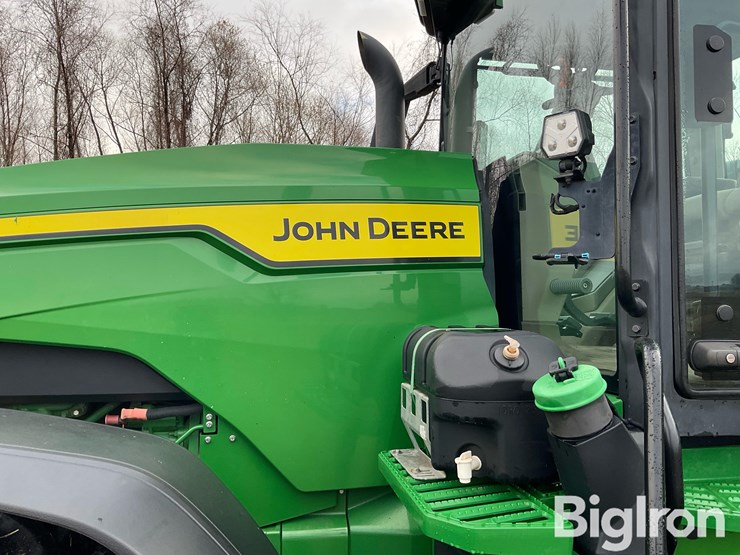 2021-john-deere-8r-340-image-12