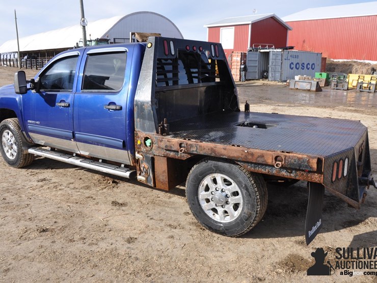 2014-chevrolet-silverado-2500-image-7