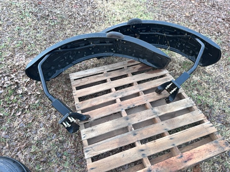 john-deere-front-fenders-image-5