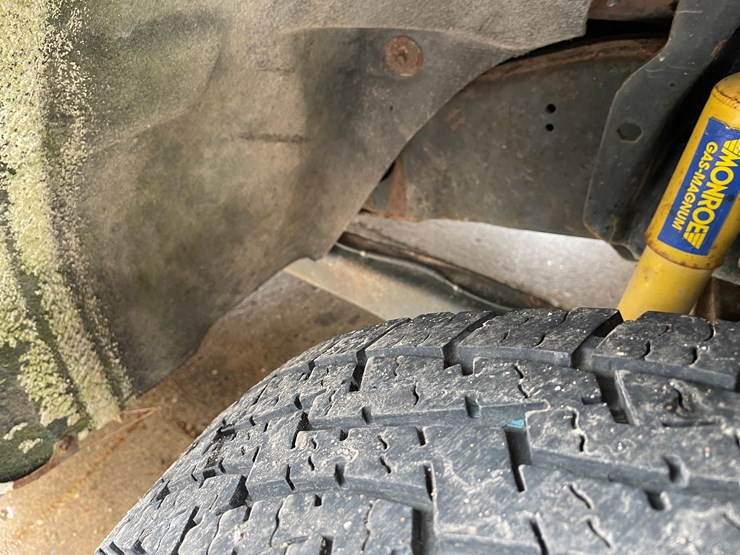 #330-•-2012-f350-super-duty-cab-and-chassis-pickup-(has-wi-title)(custer,-wi)-image-33